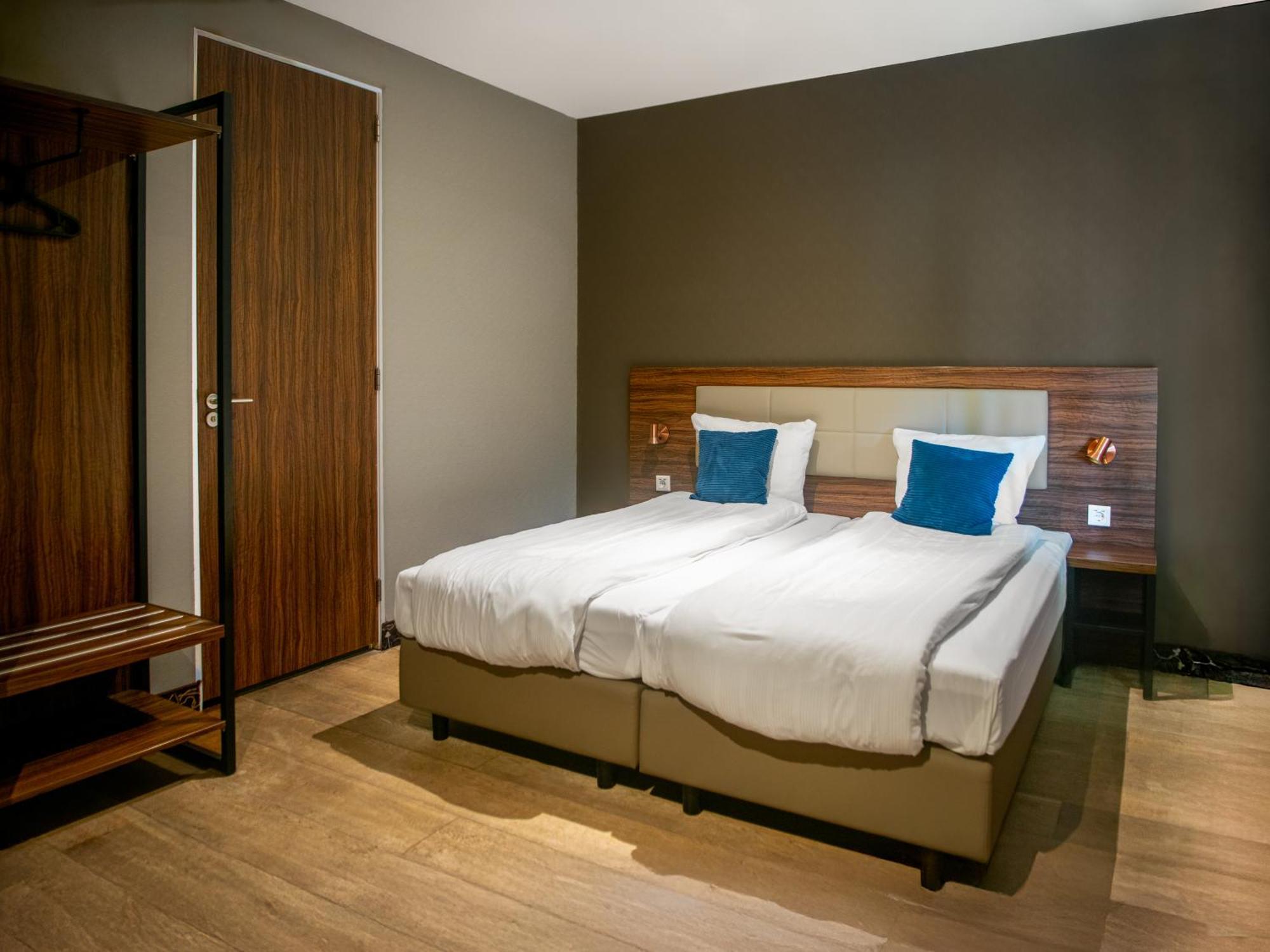 Amsterdam Lake Hotel 바드후베도르프 외부 사진