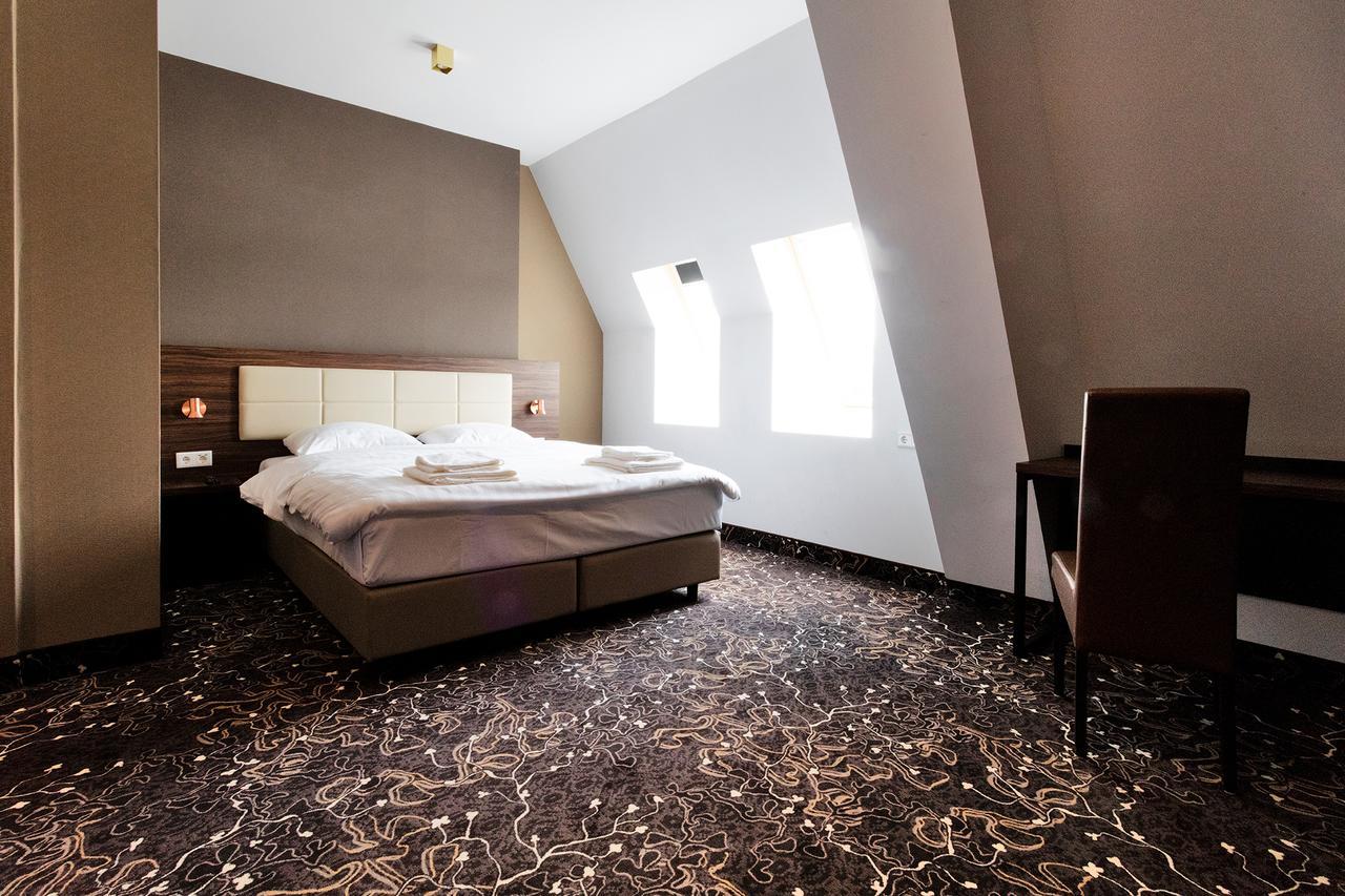 Amsterdam Lake Hotel 바드후베도르프 외부 사진