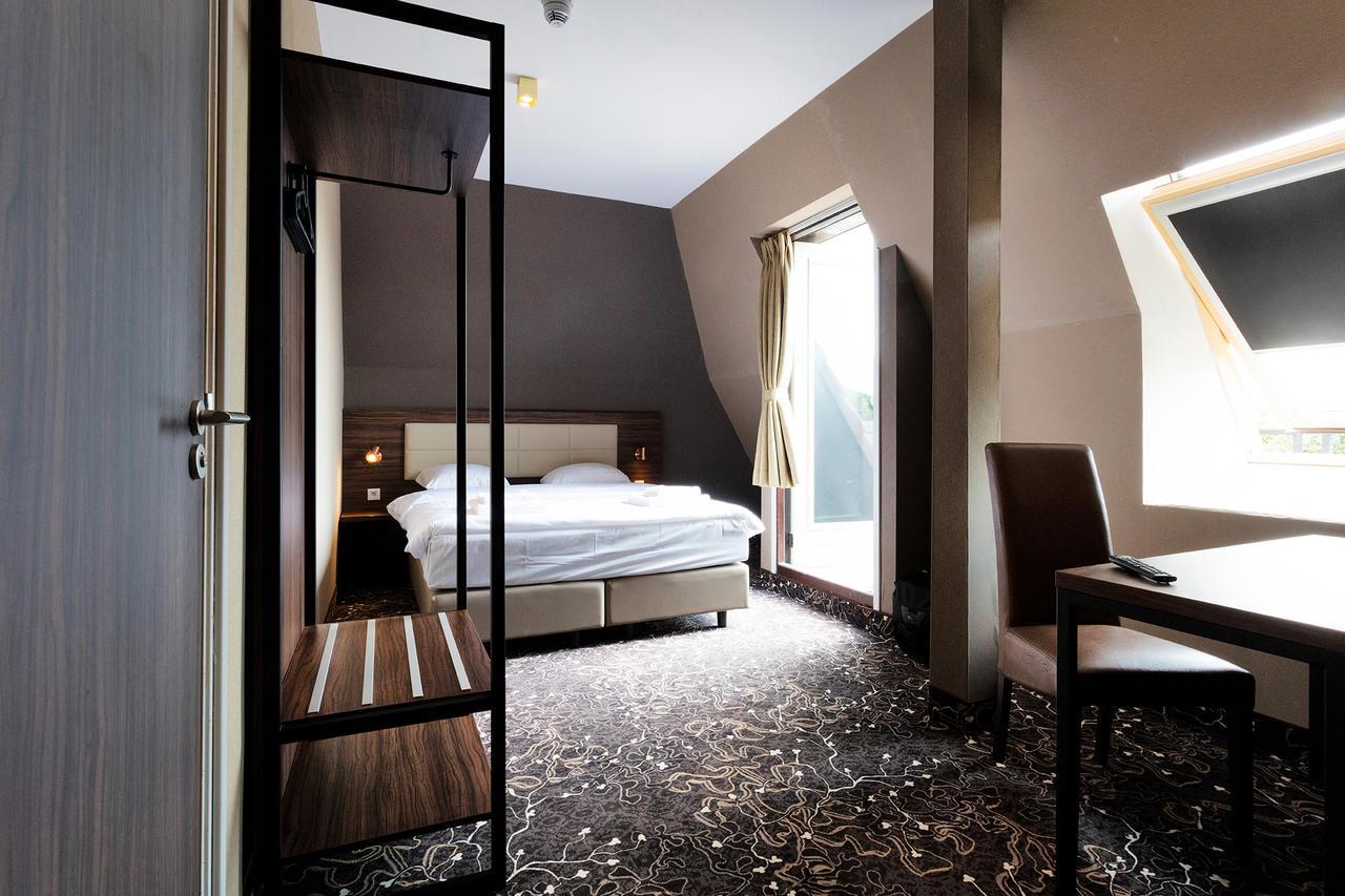 Amsterdam Lake Hotel 바드후베도르프 외부 사진