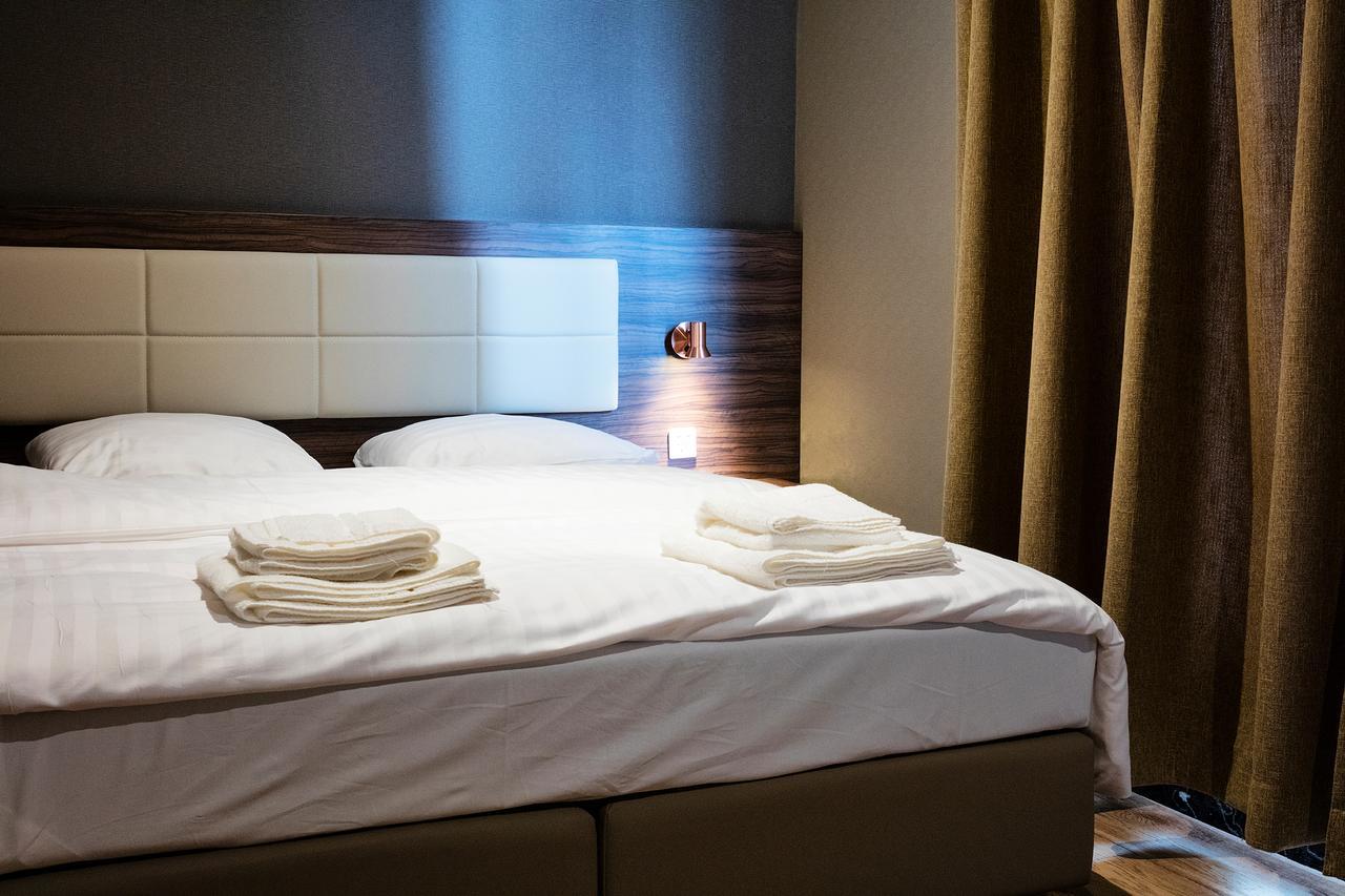 Amsterdam Lake Hotel 바드후베도르프 외부 사진